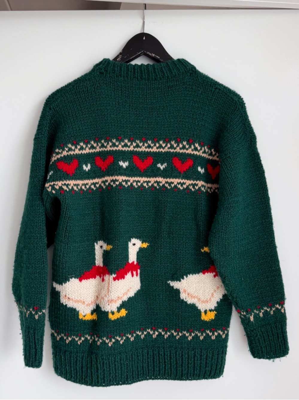 Vintage Hand Knit Duck Sweater Dark Green Chunky Heavyweight Fair Isle Hearts - Picture 2 of 15